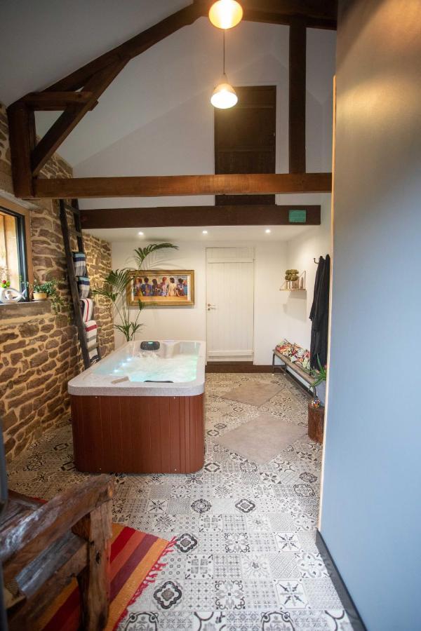 Saint-Malon-sur-Mel Il Etait Une Fois Broceliande מראה חיצוני תמונה